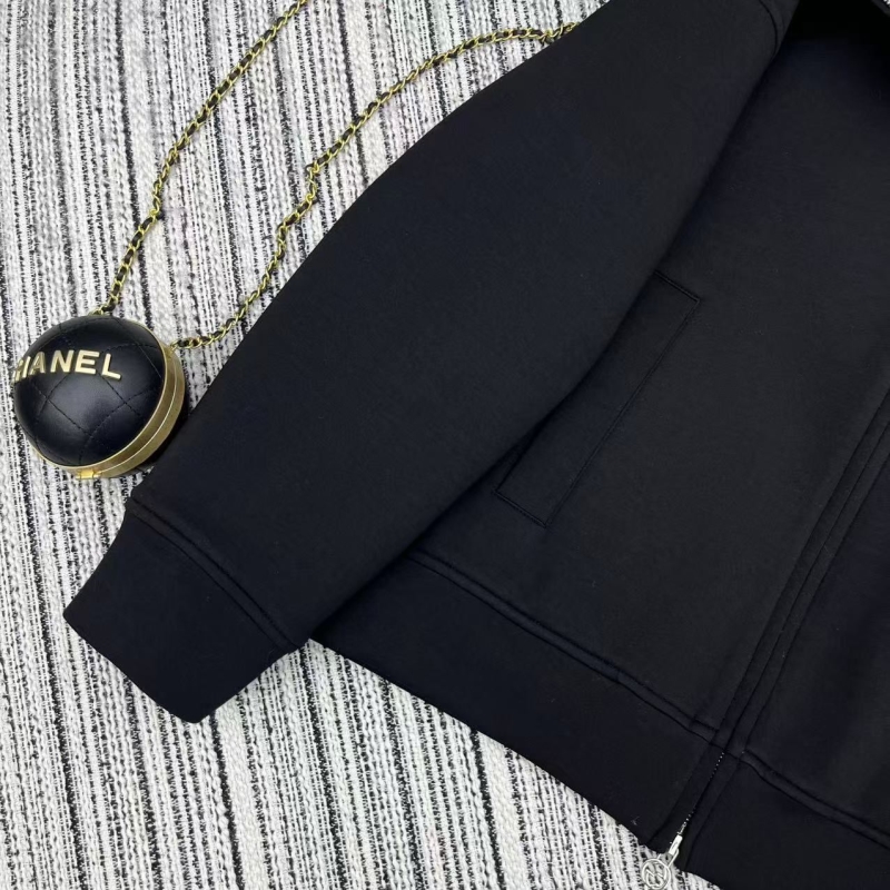 Gvc*1 suits